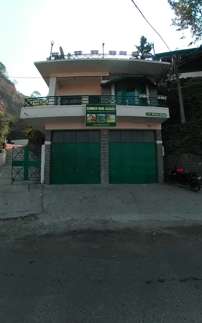 Summer Wine Kasauli - Best Homestay in Kasauli| Vacation Home in Kasauli| Luxury Summer House in Kasauli