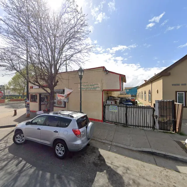 3M Mom, Pop & Sons Market