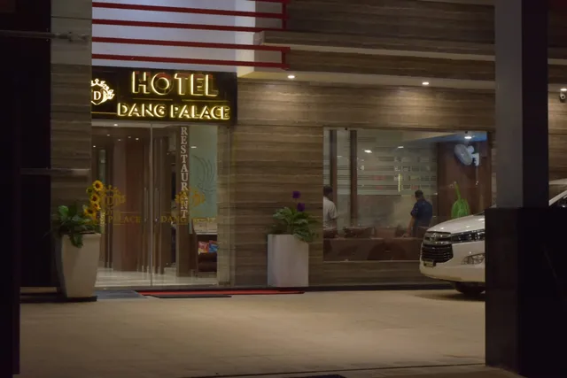 Hotel Dang Palace