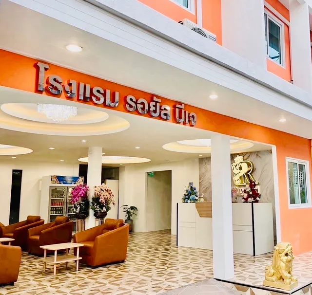 Royal Bj Hotel (Walking Street)