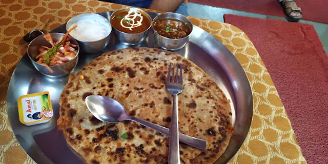 JM Housefull paratha