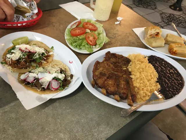 Taqueria Gaviota Latina