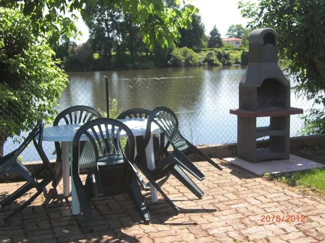 Gîte de Pêche bord du lot et Chambres d'hôtes et gite Lot et Garonne : Gîte Lalanne