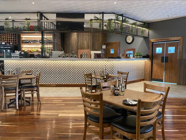 Del Forno Mall @ Reds