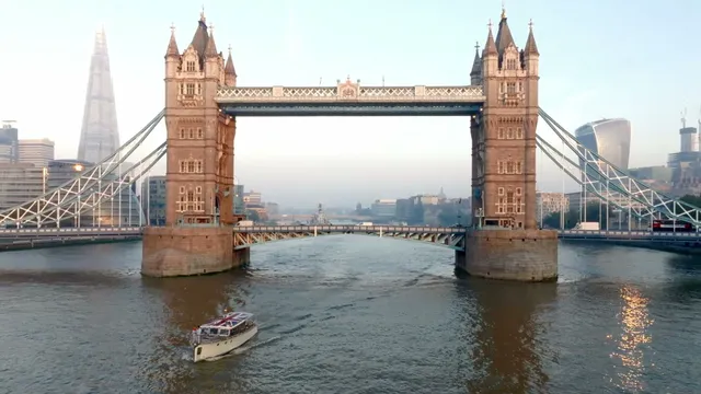 Four Seasons Hotel London at Tower Bridge