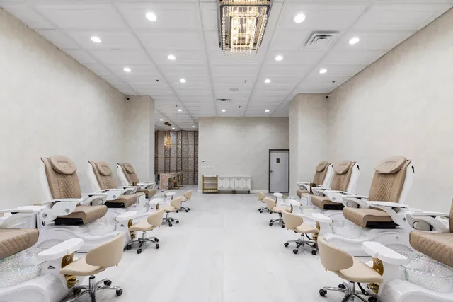 Golden Hour Nails Spa