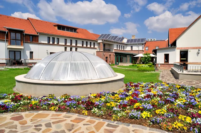 Crocus Gere Wine Hotel - Wine Spa & Resort