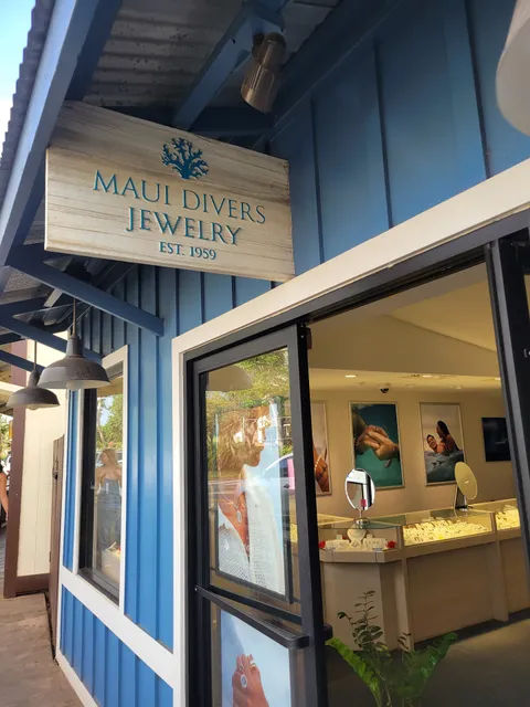 Maui Divers Jewelry - Haleʻiwa