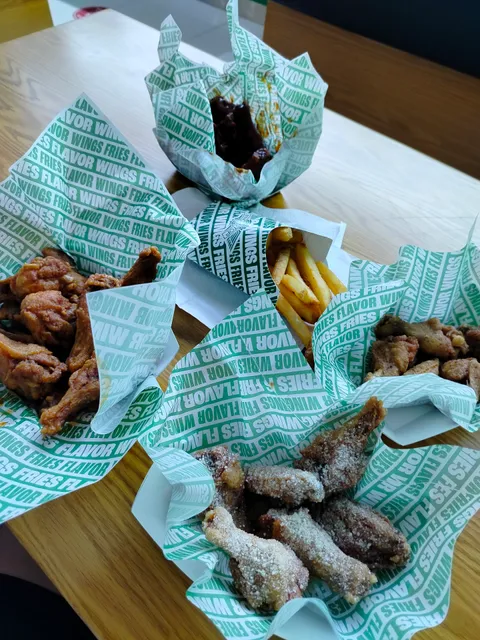 Wingstop Motorworld Al Shamkha