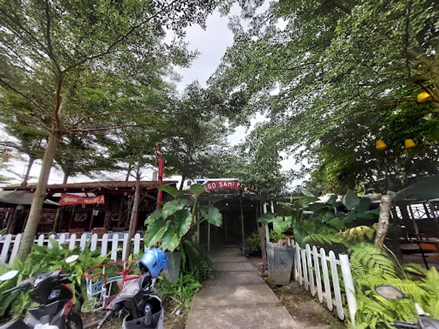 Warung Selaras Ayam Bakar & Aneka Soup