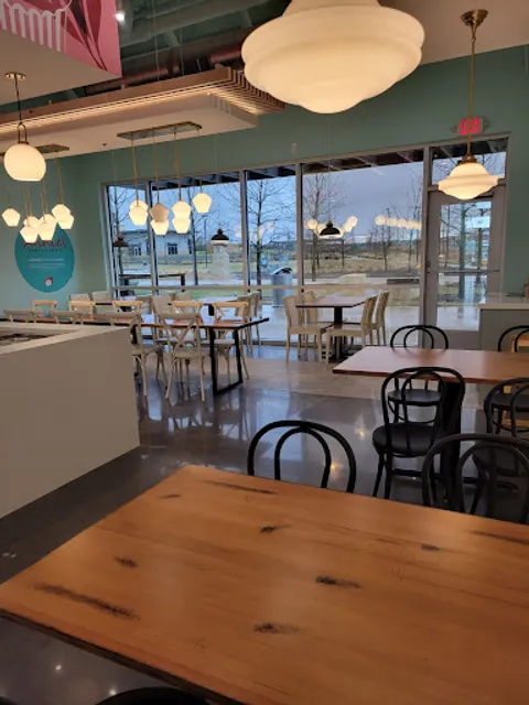 Annie's sweets & treats (380 & coit)