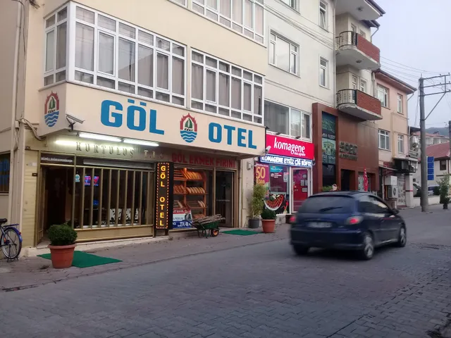 GÖL OTEL