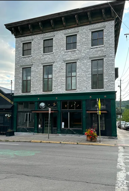 DikinDurt Distillery