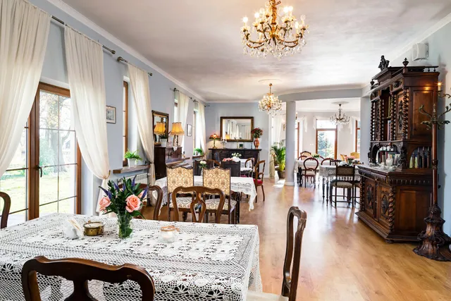 Dwór Osmolice Restauracja Pokoje Gościnne