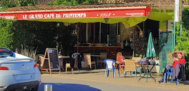 Le Grand Cafe Du Printemps