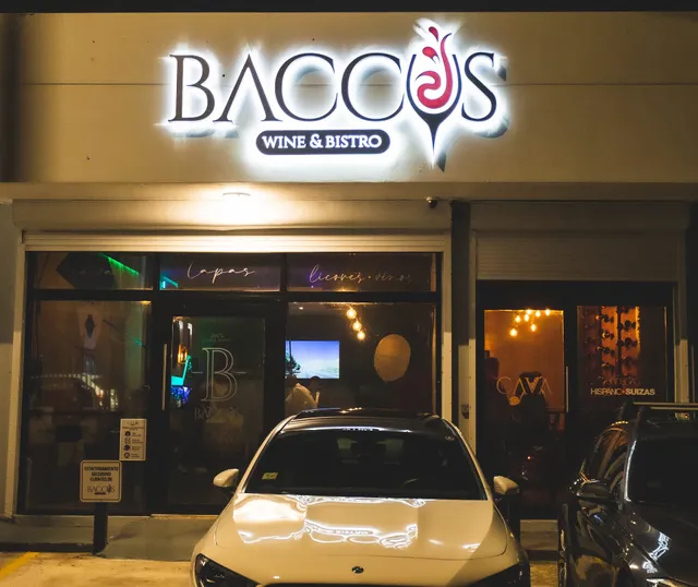 BACCUS Wine & Bistro