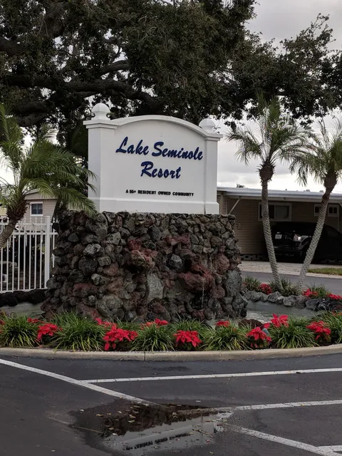 Lake Seminole Resort