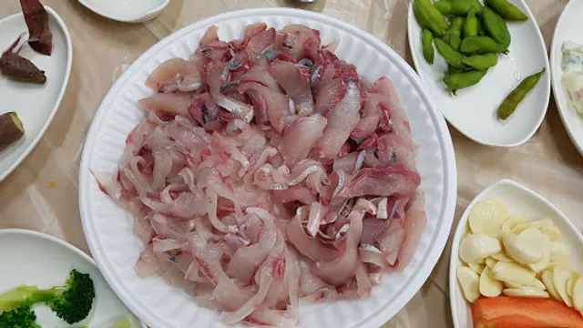 Daejeon Raw Fish Restaurant