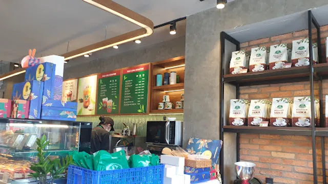 Phúc Long Tea & Coffee - 479 Kinh Dương Vương