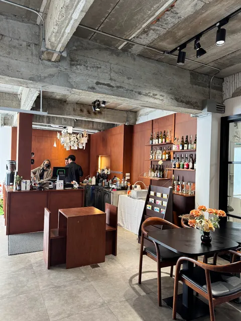 SLOTH.Specialty coffee & all day brunch