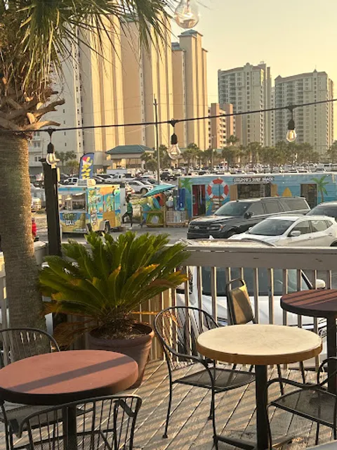 Turtle Roll Homemade Ice Cream & Shaved Ice - Navarre