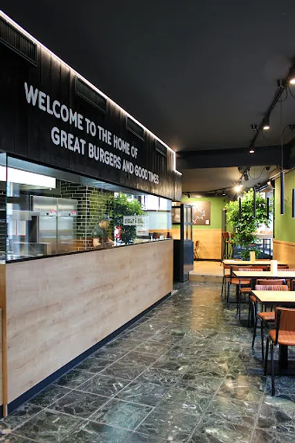 Holy Cow! Gourmet Burger Co. DELÉMONT