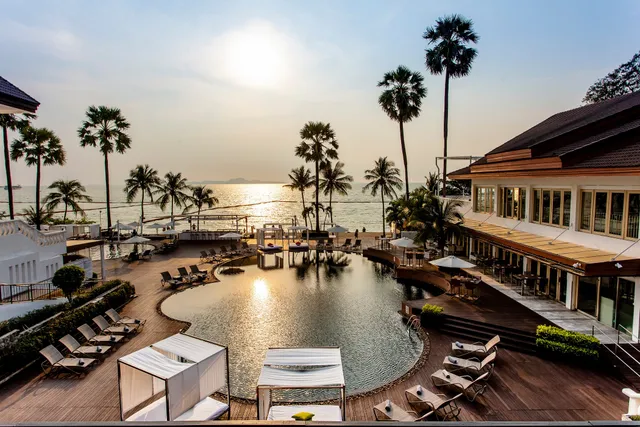 Pullman Pattaya Hotel G