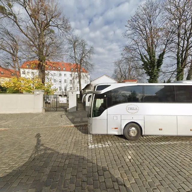 Świętego Marcina 12