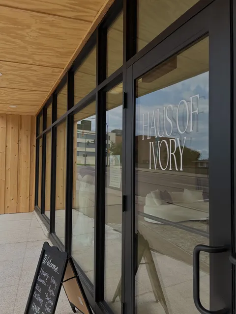 Haus of Ivory