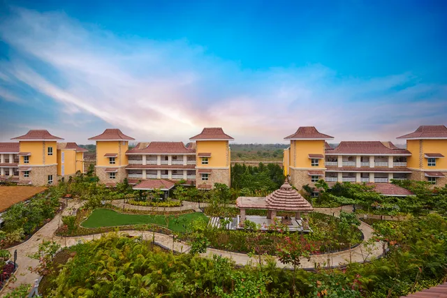 MAYFAIR Lake Resort, Atal Nagar, Raipur