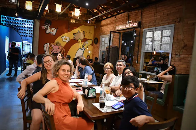 Maestro Burger & Grill