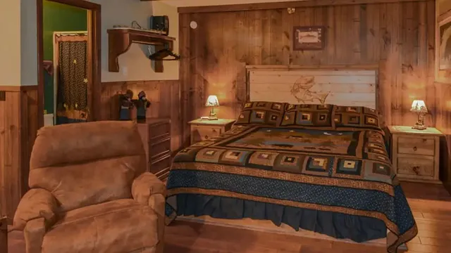 Whispering Pine Cabins