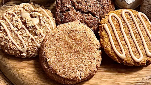 Uzzi's Cookies (Online Bakery)