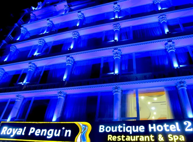 Royal Penguin Boutique Hotel