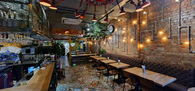 Took Took West Hampstead