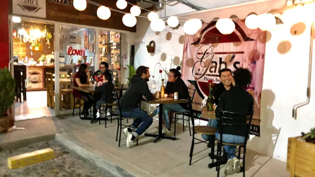 Gabs Pizzas Burritos y Más