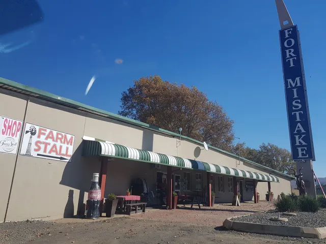 Fort Mistake Country Lodge & Farm Stall
