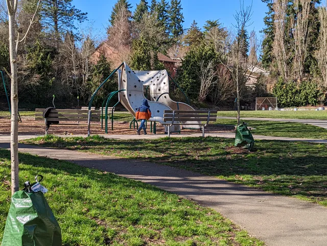 Ravenna-Eckstein Park