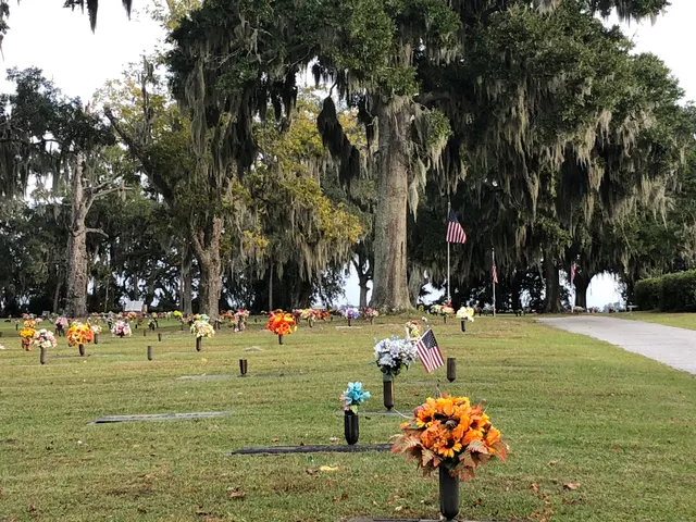 Forest Lawn Memory Gardens