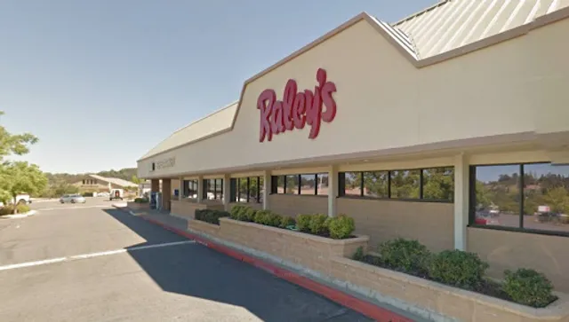 Raley's Supermarket