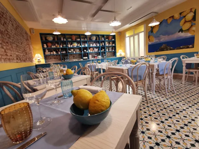 Carmelina - via Cadore