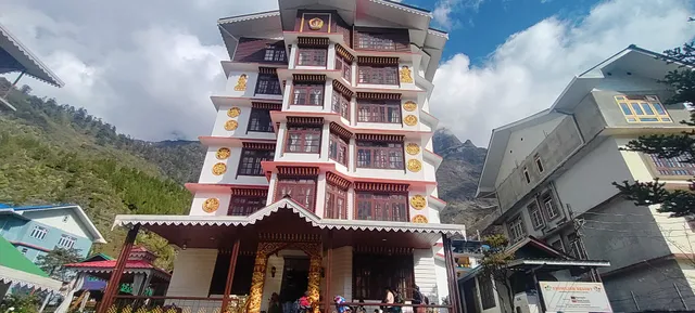 Snowlion Mountain Resort