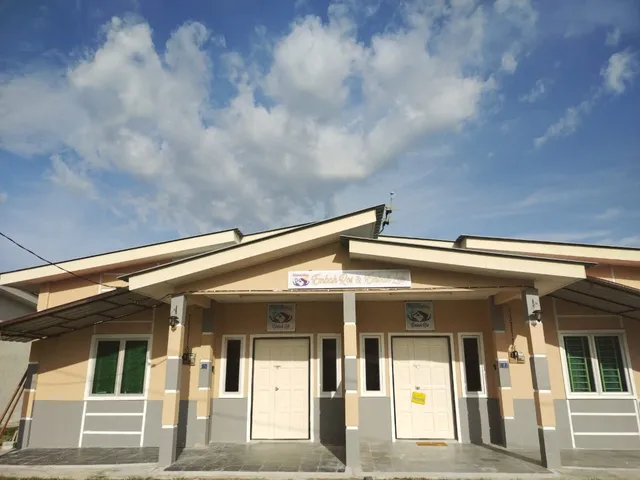 Homestay Embah Ros & Embah Lek