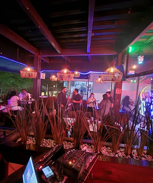 Lalala insurgentes karaoke pianobar