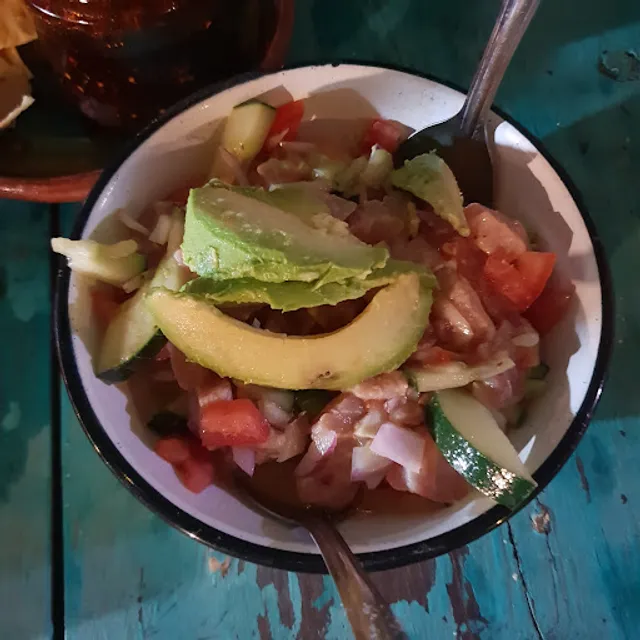 El Chilaquiles / Cevicheria