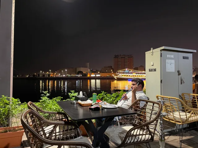 BLUE PALACE RESTAURANT AND CAFE