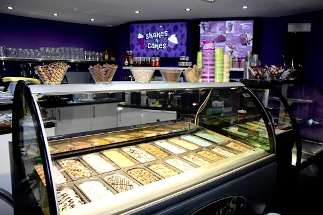 Shakes 'n' Cakes Spital