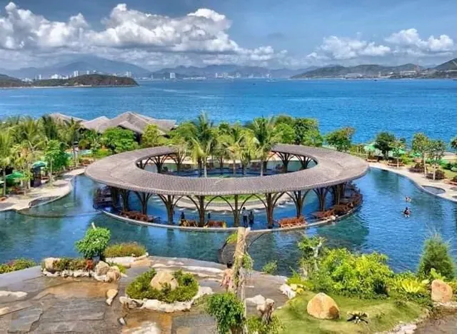 Hòn Tằm Resort