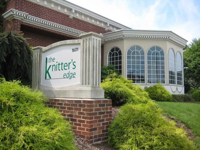 The Knitter's Edge