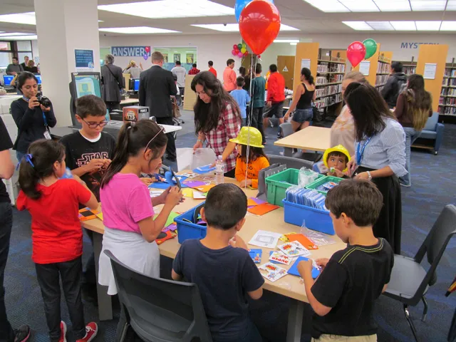 Anaheim Public Library - Euclid Branch